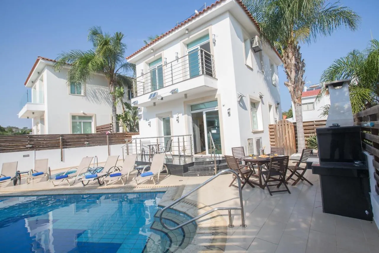 Mesogeios Villa 2 Protaras